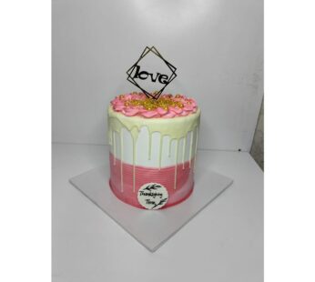 Celebrate Love with Our Delicious Cake – Order Now Nationwide! 0722348774